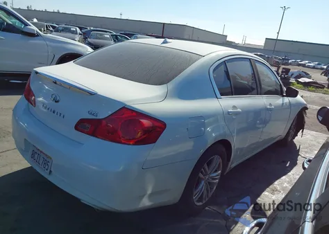 2011 Infiniti G25 Journey z USA, uszkodzony, nr VIN JN1DV6AP3BM830357
